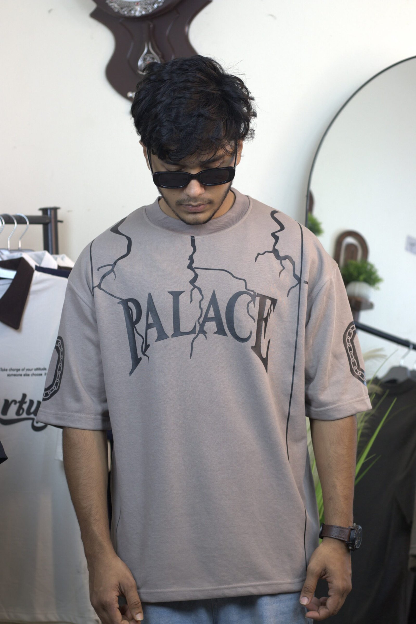 Palace drop shoulder t-shirt gray colour - Image 4